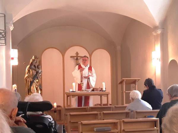 Das Bild zeigt die Klosterkapelle Friedenweiler innen.